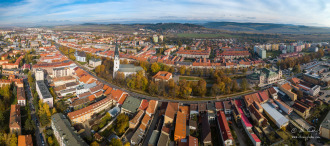 Panoráma námestia v Spišskej Novej Vsi