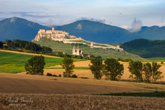 Spišský hrad a Kapitula po daždi